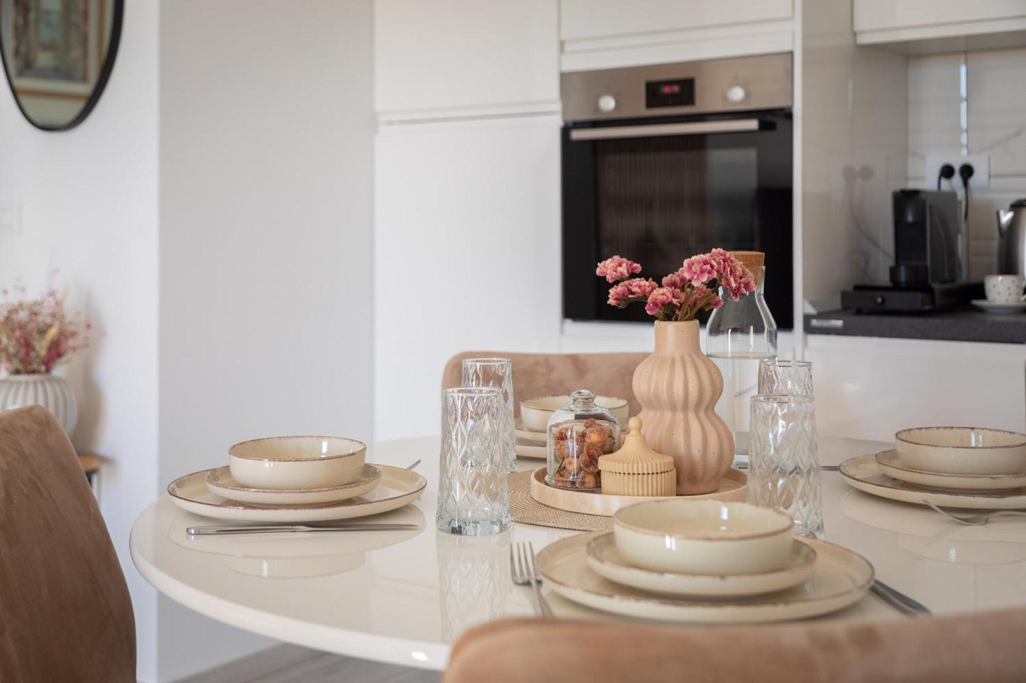 Riviera Apartment